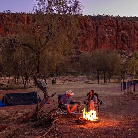 فندق جلين هيلين لودج Glen Helen المظهر الخارجي الصورة