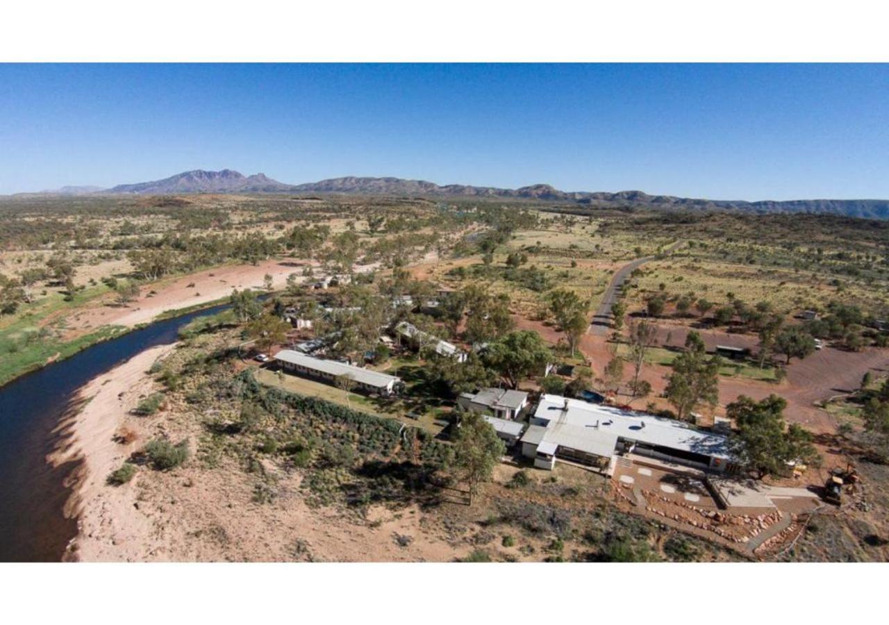 فندق جلين هيلين لودج Glen Helen المظهر الخارجي الصورة