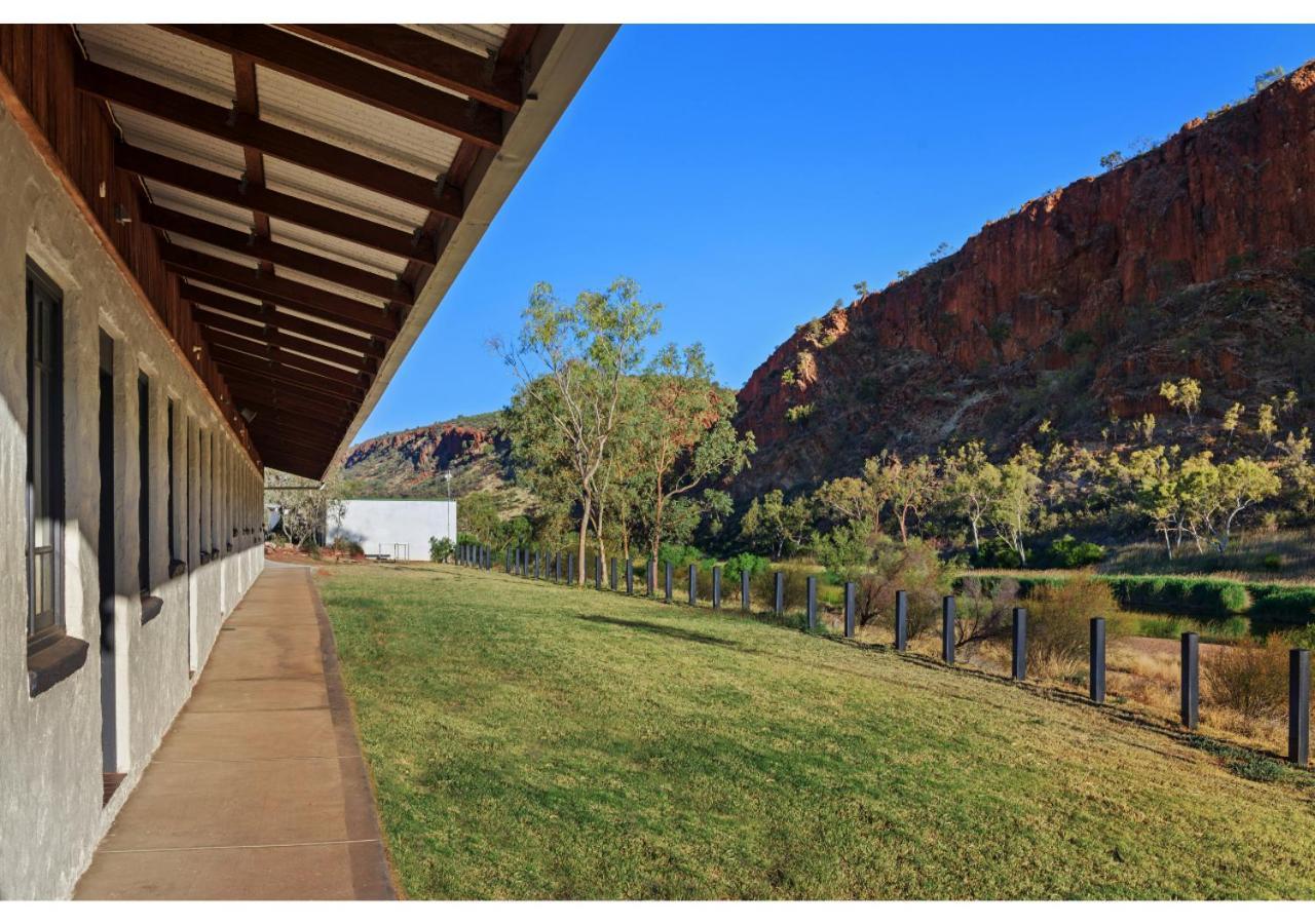 فندق جلين هيلين لودج Glen Helen المظهر الخارجي الصورة
